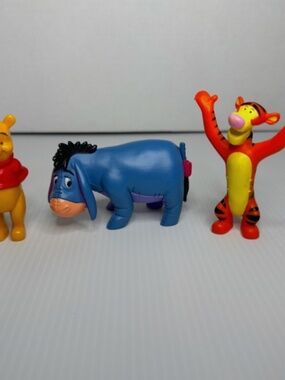 Lot of 3 Disney Winnie the Pooh PVC Figures Cake Toppers Pooh, Tigger, Eeyore